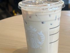 拿铁-星巴克臻选(广州高德置地秋广场店)