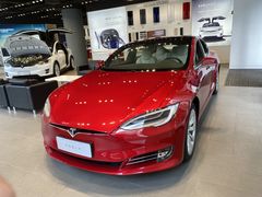 -TESLA 特斯拉(上海太古汇体验店)