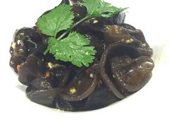 蒜茸拌黑木耳-百味馆·粤菜·湛江菜(后海花园店)