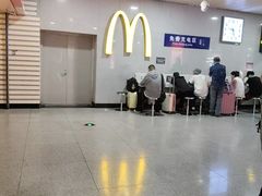 -麦当劳(呼和浩特火车站店)