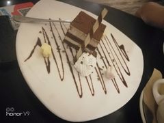 -绿茵阁(体育西分店)