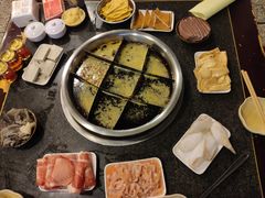 -邓莽子老火锅(中兴路总店)