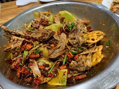 主打的干锅鸭头-安诚居干锅鸭头(八角店)