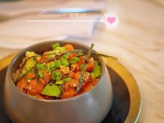 鲑鱼牛油果夏威夷小碗饭-the rug 飞毯 (朝阳公园店)