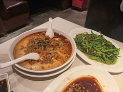 -肥仔文澳门猪骨煲(南京西路店)