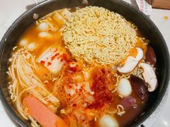 部队年糕火锅-七八冷面·延边朝鲜族美食(圣熙八号店)