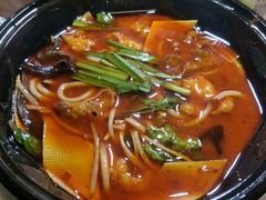 香辣肥牛米线-碗主炭烧米线(交大二村店)