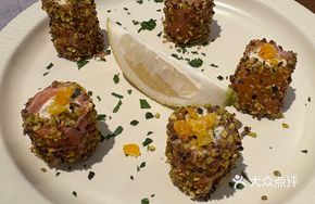 Smoked Salmon Cheese Roll