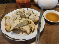 -舒蔡记生煎菜饭(云南中路店)