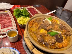 -沙胆彪炭炉牛杂煲(上海日月光广场店)