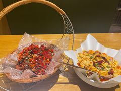 -罗氏十三活虾餐厅(光谷K11购物艺术中心店)