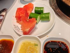 -洪氏嗨捞·广东猪肚鸡·椰子鸡火锅(西咸万象城店)