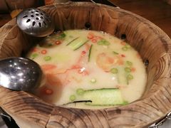 -鱼遇木桶斑鱼火锅(塔湾店)