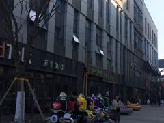 -奉贤宝龙城市广场·停车场