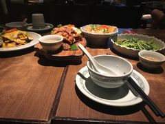 -大头虾越式风味餐厅(光明广场店)