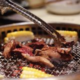 航海王主题烧肉屋|回深第一件事来吃烧肉啦！|情人节约会餐厅