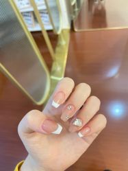 -HUII NAIL绘京美甲美睫会馆
