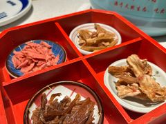 -老萍巷莲花血鸭·萍乡地标江西菜(步行街店)