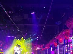 -喜鹊音乐酒馆(西街店)