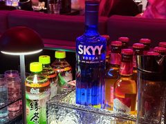 -赤红音乐现场(浦东金桥路店)