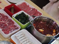 -杨老板·海鲜集市火锅·鲜切牛肉(中防万宝店)