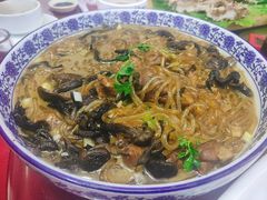 小鸡炖蘑菇-哈尔滨饺子王·东北菜(鱼鳞浃路店)