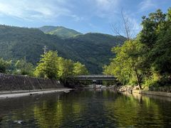 -雅鲁激流探险漂流