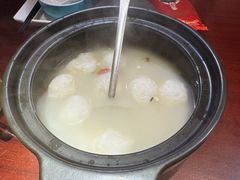 -魏铭鱼头捞饭(晋阳路店)