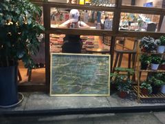 -猫的天空之城概念书店(杭州南宋御街店)