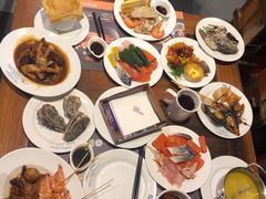 -四海一家自助餐(益田假日广场店)