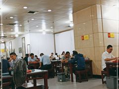 大堂-牛一嘴·兰州牛肉面·大盘鸡(财富中心店)