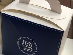 -巴黎贝甜(大宁国际商业广场店)