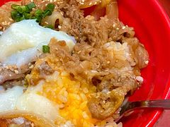 温泉蛋牛丼-食其家·牛丼咖喱(金三角店)