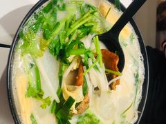 -肥汁米蘭香港米线(长宁来福士店)