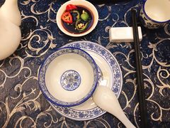 餐具摆设-朕悦鹧鸪饭私房菜