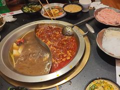 -沸炉重庆老火锅(军事博物馆店)