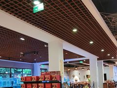 -顺兴鲜鱼庄·黑龙滩环球融创天堂洲际酒店