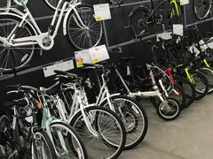 -迪卡侬(西三旗店)