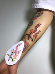 -荔刺青纹身·手穿孔饰品
