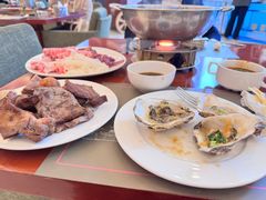 -元一希尔顿酒店·鲜切牛肉火锅禅自助餐厅