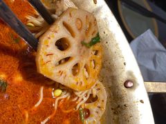 -张翻越·川渝冒菜·武汉黑鸭煲(城北万象城店)