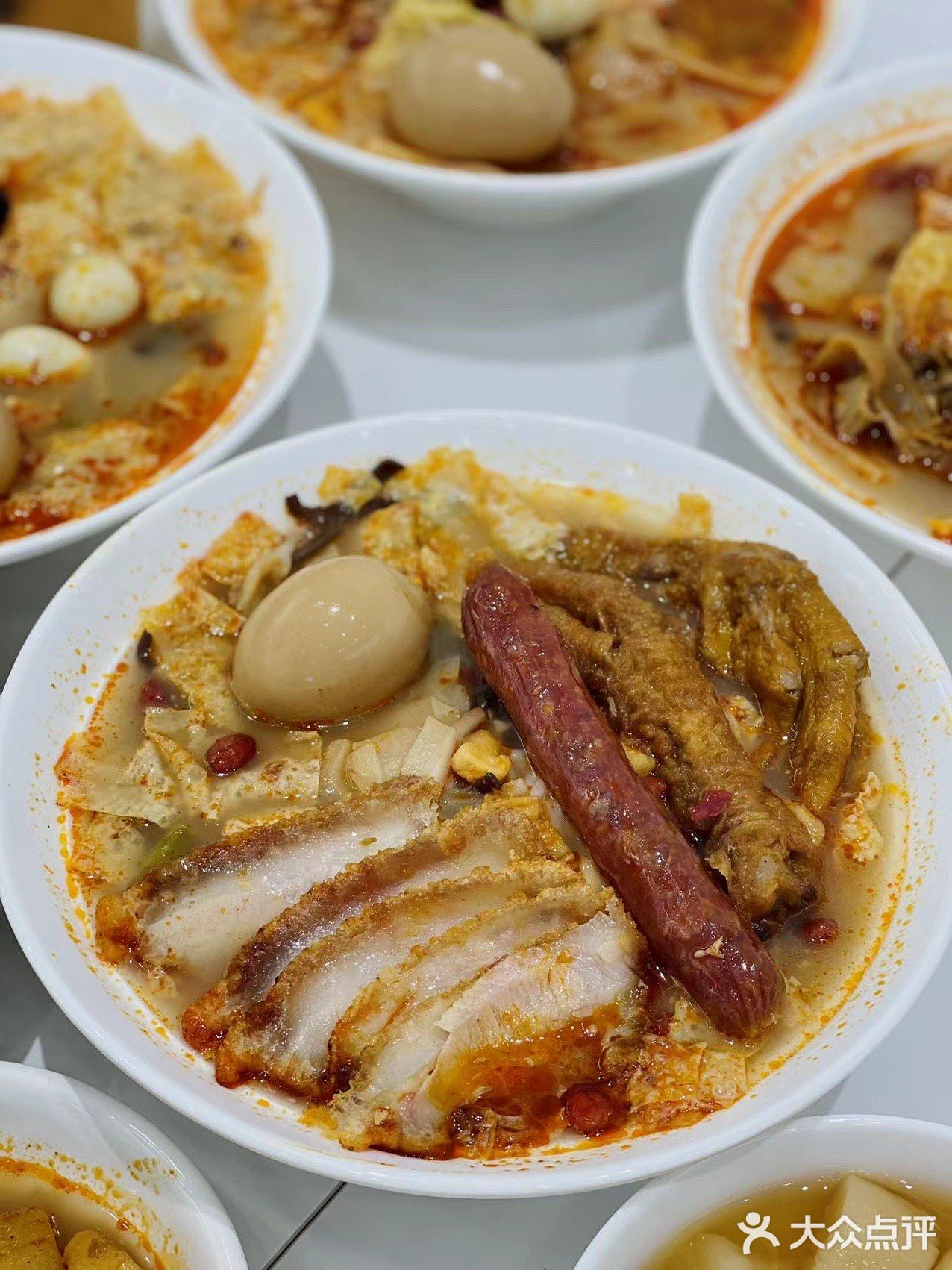 深圳新店 | 在咖啡馆吃螺蛳粉