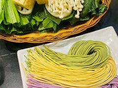 蔬菜三色面-潮汕美牛肉丸火锅店(天宁寺店)
