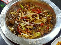 -弓虽昌焖烧鸡(大竹林店)
