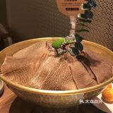 今天火锅吃撑了，超满足