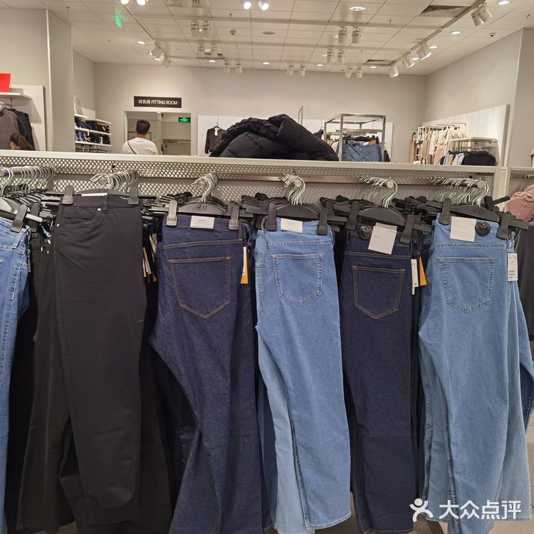 H&M——打折 性价比高