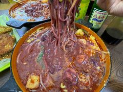 -嘎嘎香·大茶缸麻辣烫