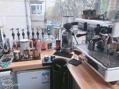 -MonsterBeans怪兽咖啡(东财店)