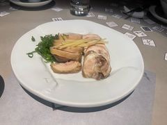 -穹六人间 people 6(岳阳路店)