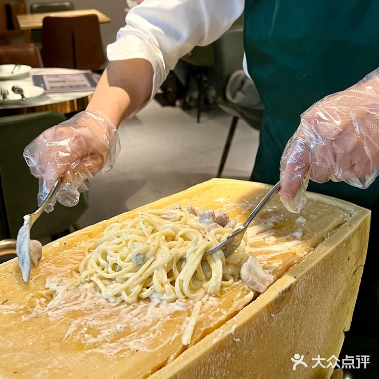一口沦陷🫕｜魔都TOP1奶油蘑菇意大利面